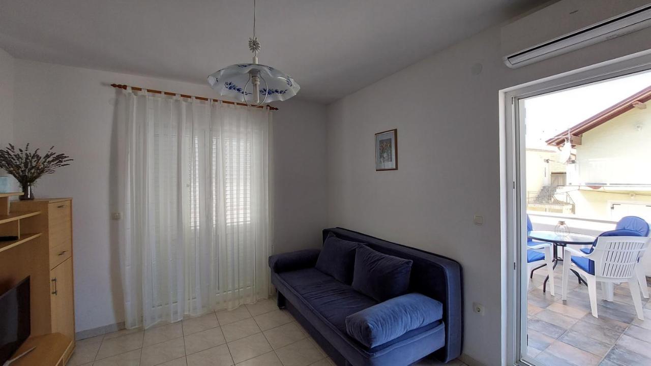 Apartments Gardijan Vodice Exterior foto