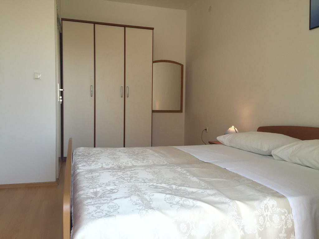 Apartments Gardijan Vodice Exterior foto