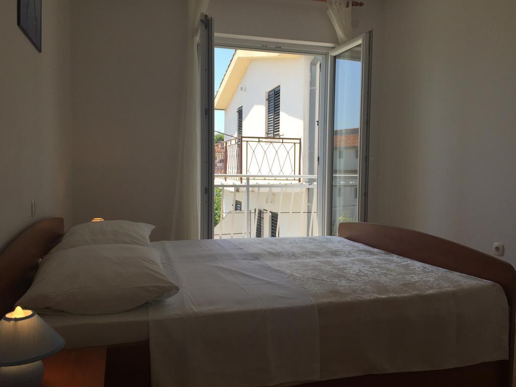 Apartments Gardijan Vodice Exterior foto